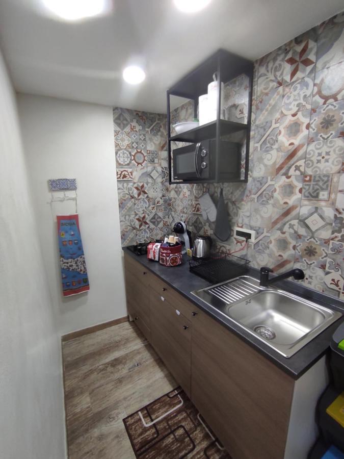 Tapia'S Rooms Big Catania Exterior photo